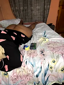 naughty_thick's cam snapshot