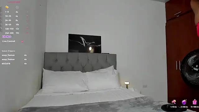 CHAYBLACK live sex cam