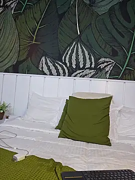 SashaBlake_'s cam snapshot