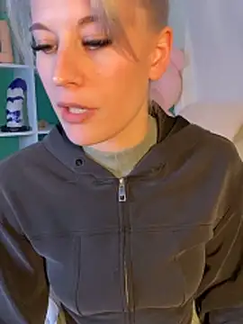 TheRealJessyLey live sex cam