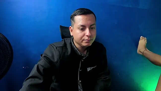 Sahira_and_Zaid live sex cam