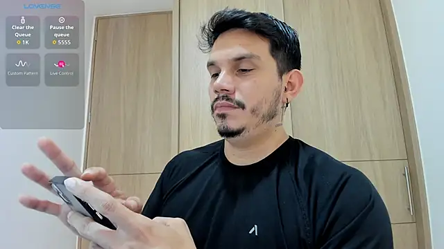 alejandro_stark live sex cam