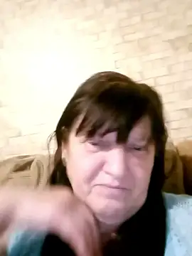 Apeesynka55211 live sex cam