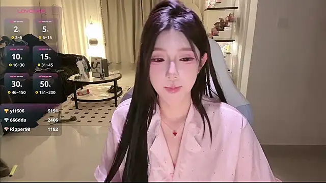 Xiaoxue_L live sex cam