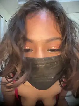 SIZZLER_1100's cam snapshot