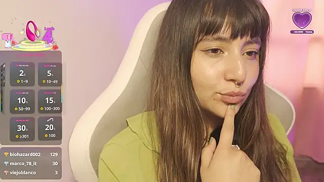 emitaa17228o live sex cam