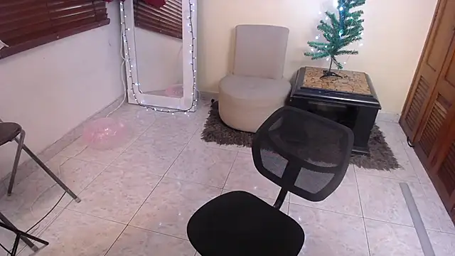 NicoleSantana live sex cam