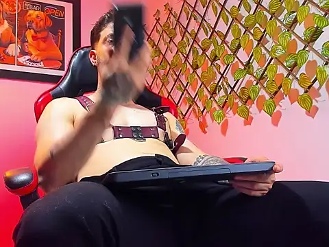 Supreme_Alpha's cam snapshot