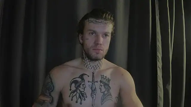 Huntall77's cam snapshot