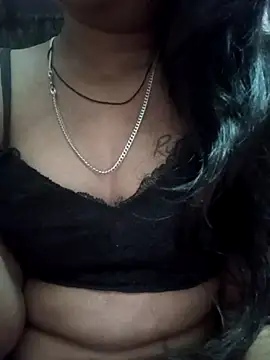 heaven_queen69's web cam