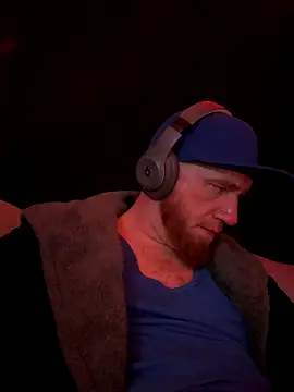 GenitalWars's cam snapshot