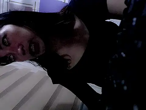 Asianbarbie05's cam snapshot