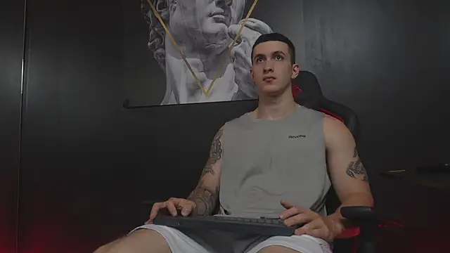 JacksonOlsenn live sex cam