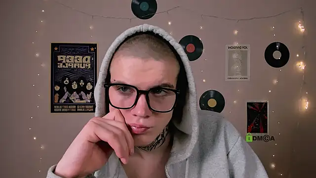 drew_soft_ live sex cam