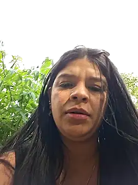 Layla-daring live sex cam