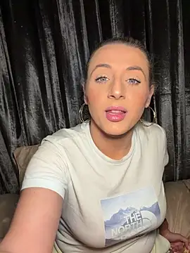 Strongqueen live sex cam