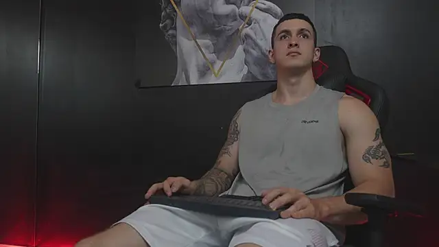 JacksonOlsenn live sex cam