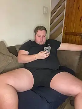 Lukeyboy027 live sex cam