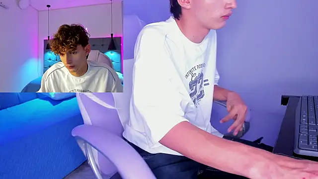 NicolasFerrer18 live sex cam