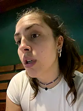 isadelasestrellas live sex cam