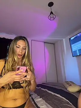 iam_sofia__ live sex cam