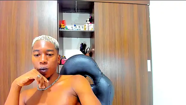 Dreamastercum_ live sex cam