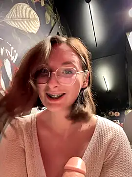 The_Snowwhitee live sex cam