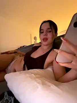 TheCinderella's cam snapshot