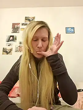 Polonski88_Official's cam snapshot