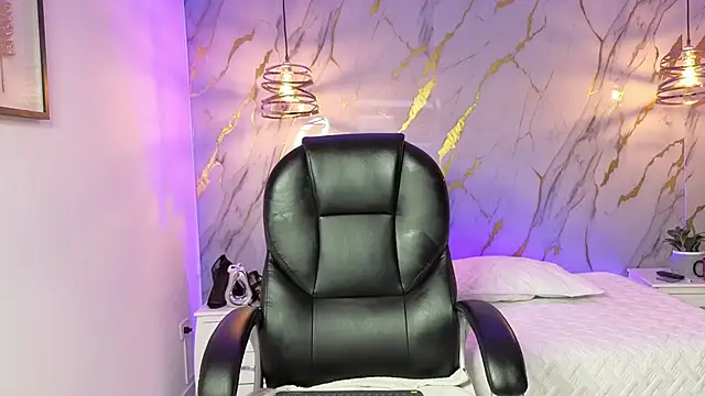 Scaarlettfox's cam snapshot