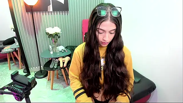 Violettacamss_69's cam snapshot