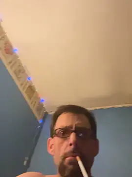 biggdaddyandqueenn live sex cam