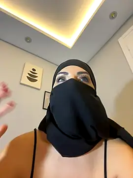 Amberonee31's cam snapshot