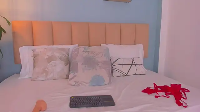 lexiemonroe2's cam snapshot