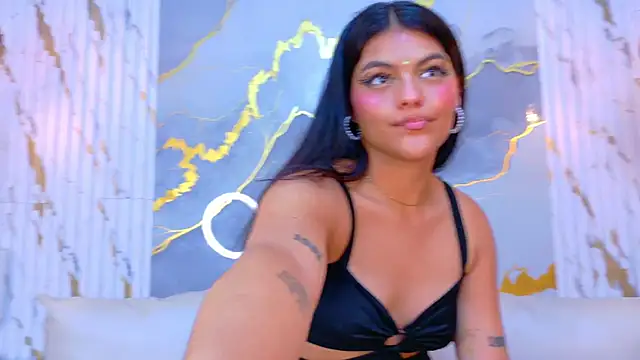 NIKIBUNNY's cam snapshot