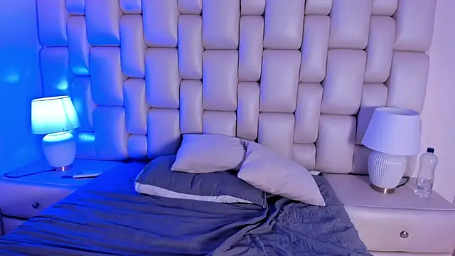 lea_hunter__'s cam snapshot