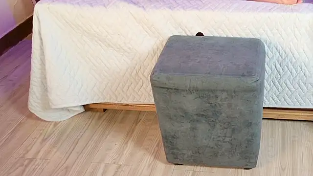 aron_emily_23's cam snapshot