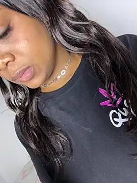 SereiaHott live sex cam