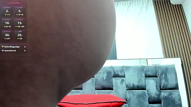 DAYANA_BIG_COCK live sex cam