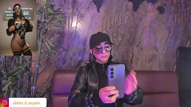 Alahia_Dangelo live sex cam