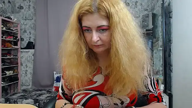 Helen1974 live sex cam