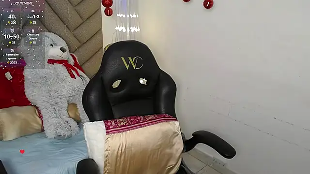 heluejamil live sex cam