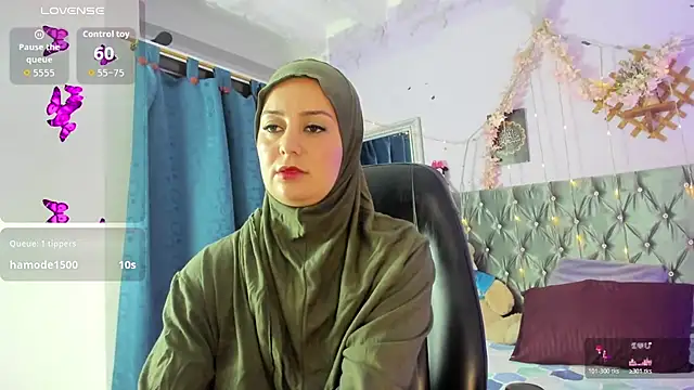 BadraSaadi live sex cam