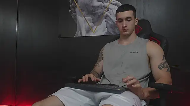 JacksonOlsenn live sex cam