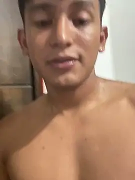 Babyalienqm live sex cam