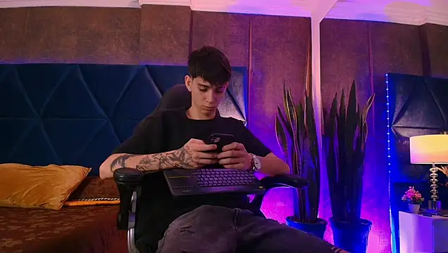 Lion_Foster01 live sex cam