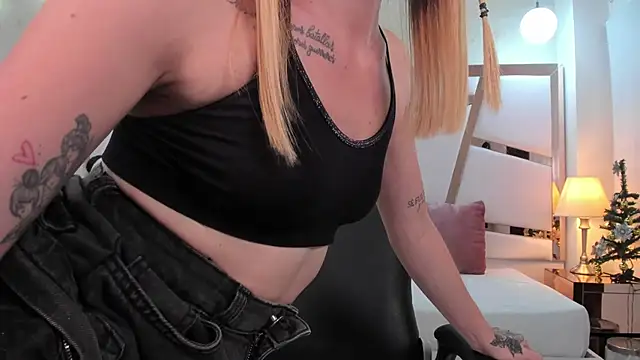 helen_shanon's cam snapshot