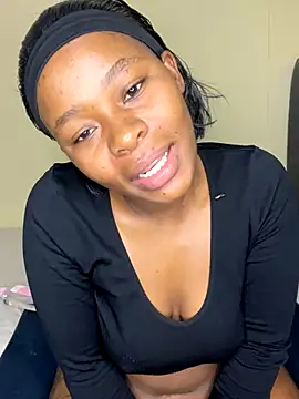 MiyaXo2 live sex cam