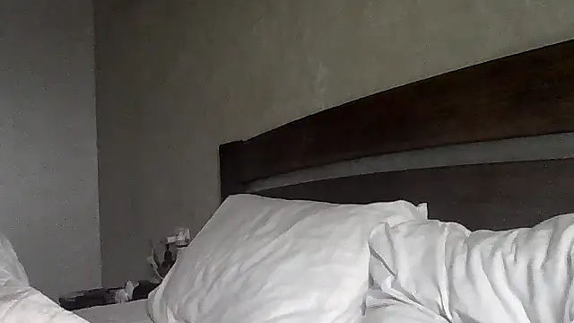 JulianaGold1 live sex cam