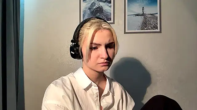 Cindi_Jacobs's cam snapshot